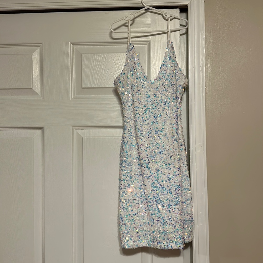 White Homecoming dress From windors